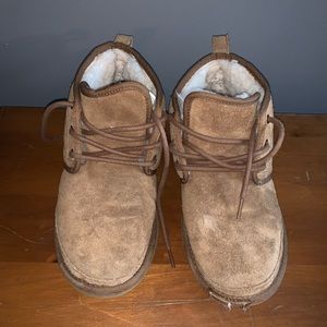 Men’s Lace up Ugg Boots in Chestnut